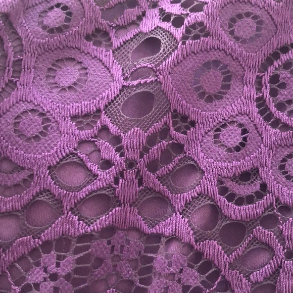 Laundry by Shelli Segal purple lace dress - Picture 5 of 5